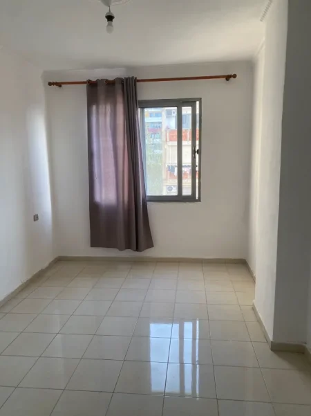 Tirane, shitet apartament 2+1 , 82 m² 110.000 € (misto mame)