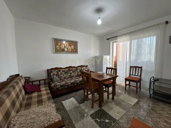 Tirane, jepet me qera apartament 2+1 Kati 2, 80 m² 450 € (materniteti i ri)