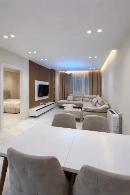 Tirane, jepet me qera apartament 1+1 Kati 8, 78 m² 630 € (Rruga Dritan Hoxha)