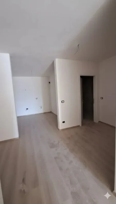 Tirane, shitet , 121 m² 192.700 € 