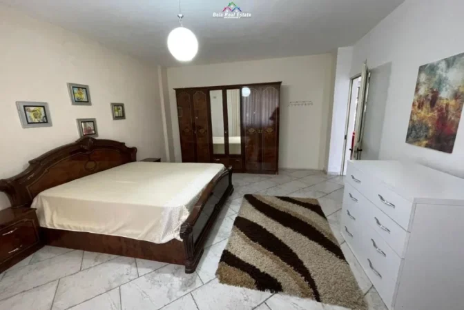 Tirane, jepet me qera apartament 2+1 Kati 1, 160 m² 680 € (Rruga Qemal Stafa)