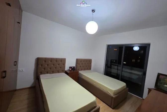 Tirane, jepet me qera apartament 4+1+Aneks Kati 3, 120 m² 1.500 € (Rruga mine Peza)