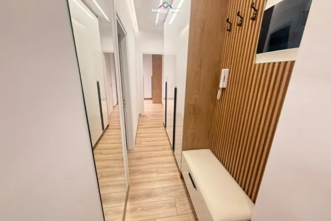 Tirane, jepet me qera apartament 2+1 Kati 7, 100 m² 1.200 € (anton lufi)