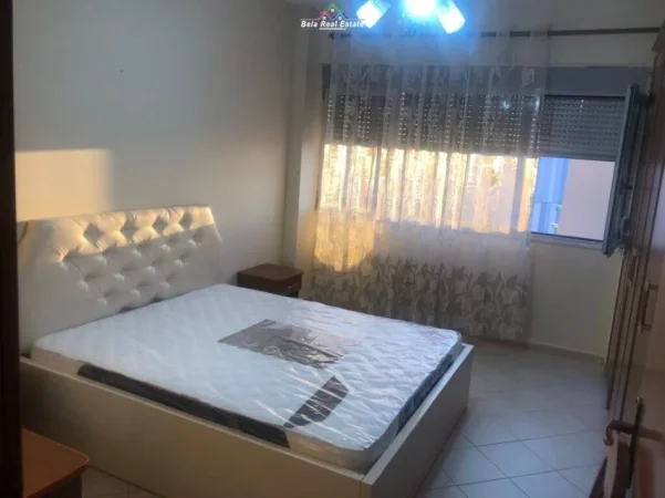 Tirane, jepet me qera apartament 1+1+Ballkon Kati 6, 70 m² 470 € (rruga e dibres)