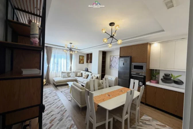 Tirane, jap me qera apartament Kati 7, 108 m² 600 € (fresku)