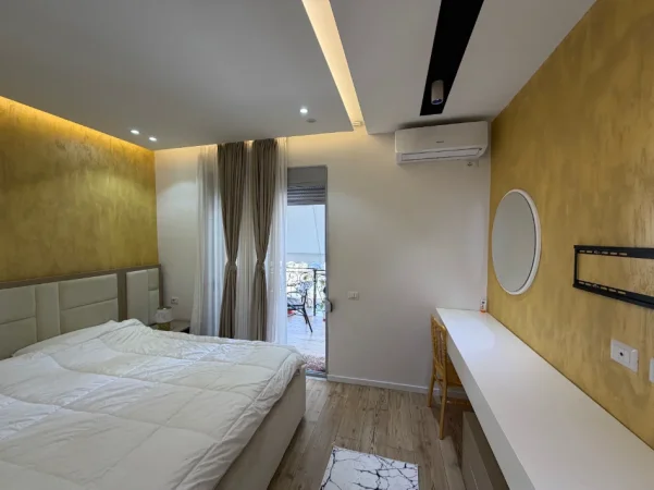 Tirane, jepet me qera apartament 2+1 Kati 7, 108 m² 600 € (Rruga Shefqet Kuka)