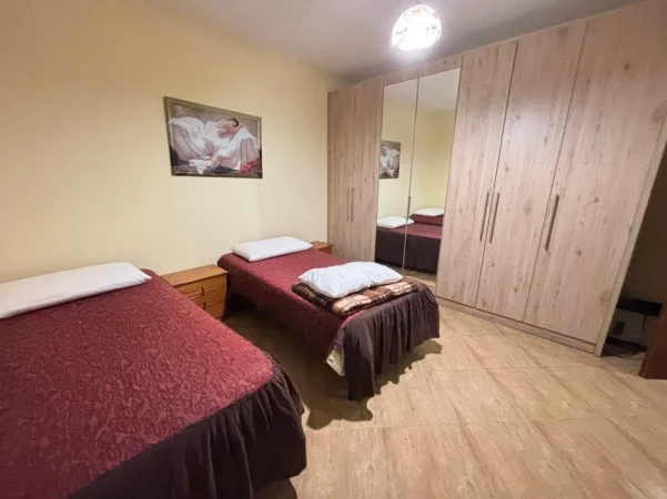 Tirane, jepet me qera apartament 2+1 Kati 2, 72 m² 520 € (Rruga Pandi Dardha)