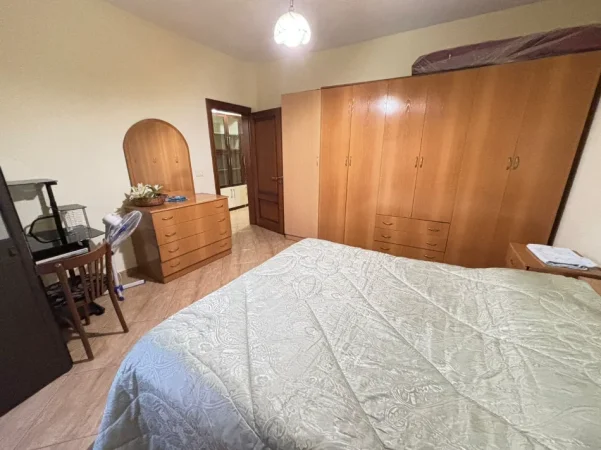 Tirane, jepet me qera apartament 2+1 Kati 2, 72 m² 520 € (Rruga Pandi Dardha)