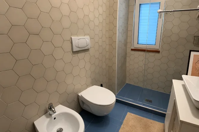Tirane, jepet me qera apartament 1+1+Ballkon , (Kodra e Diellit)