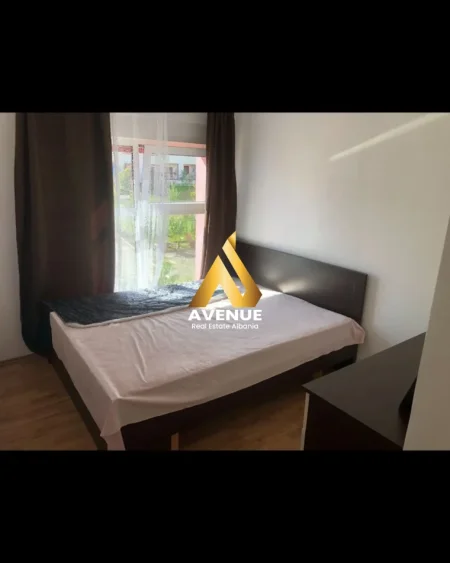 Tirane, jepet me qera apartament 2+1 Kati 2, 100 m² 600 € 