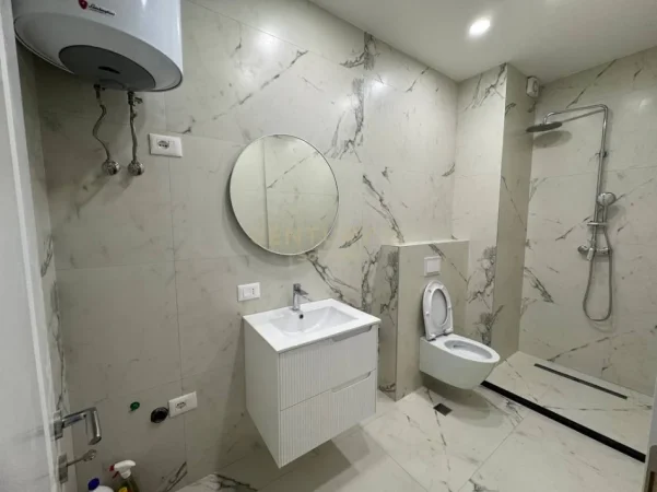 Tirane, jepet me qera apartament 2+1 Kati 1, 104 m² 1.200 € (Spitali Veterinar)