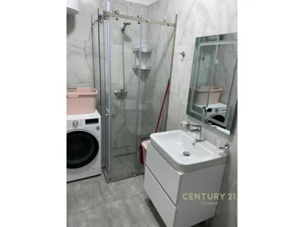 Tirane, jepet me qera apartament 1+1 Kati 2, 55 m² 650 € (Kompleksi Magnet)