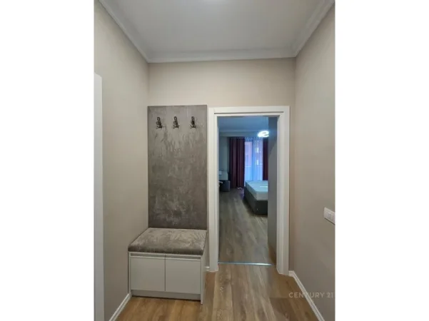 Tirane, jepet me qera apartament 1+1 Kati 2, 60 m² 550 € (Urban Gate)