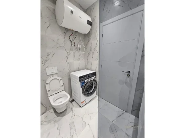 Tirane, jepet me qera apartament 1+1 Kati 2, 60 m² 550 € (Urban Gate)