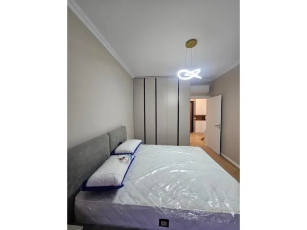 Tirane, jepet me qera apartament 1+1 Kati 2, 60 m² 550 € (Urban Gate)