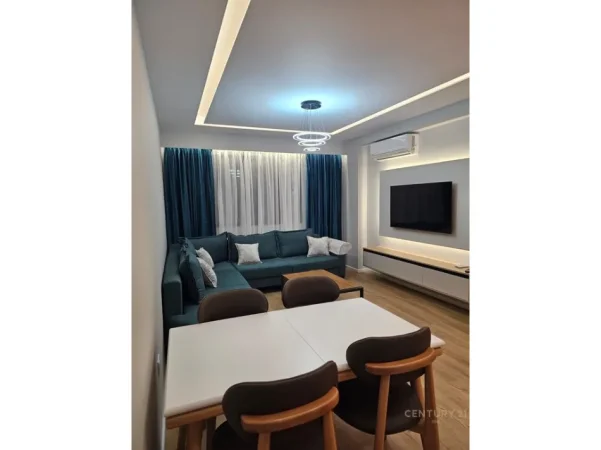 Tirane, jepet me qera apartament 1+1 Kati 3, 60 m² 550 € (Astir)