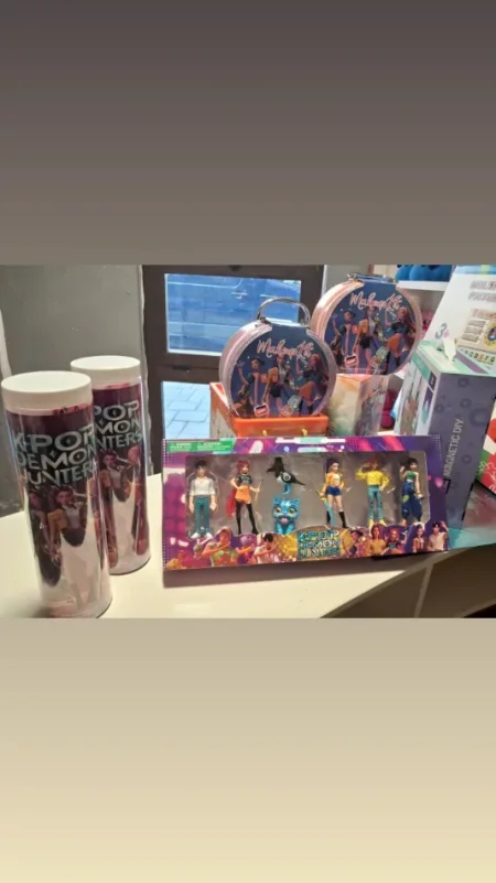 Tirane, shes Manjetofon me mikrofon Kpop Demon Hunters 20 €