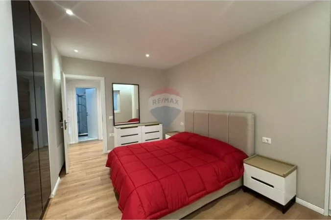 Tirane, jepet me qera apartament , 89 m² 1.000 € 