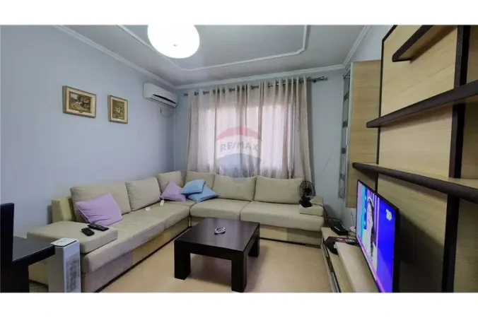 Tirane, jepet me qera apartament , 94 m² 620 € 