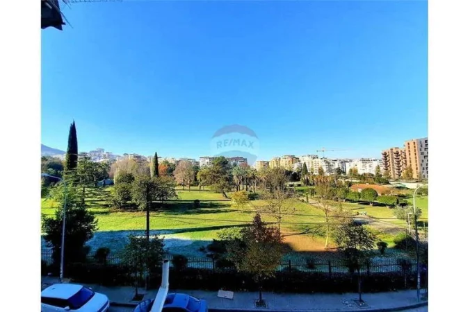 Tirane, jepet me qera apartament , 115 m² 1.040 € 