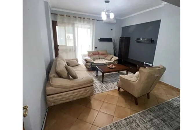 Tirane, jepet me qera apartament , 105 m² 750 € 