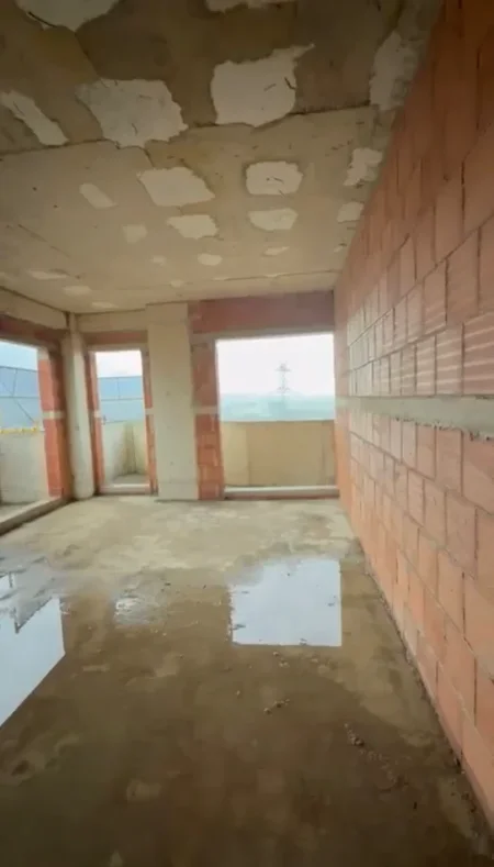 Tirane, shitet apartament 2+1+Ballkon Kati 10, 112 m² 156.800 € (Paskuqan)