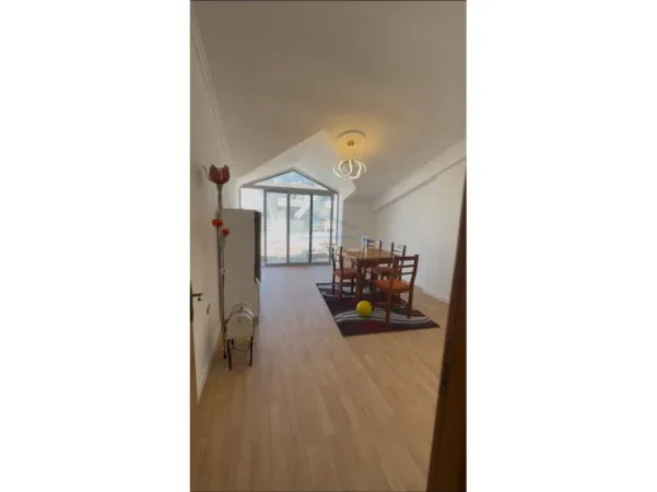 Shqiperi, shitet apartament 1+1 Kati 6, 76 m² 108.000 € (Rruga e thesarit)