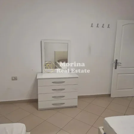 Tirane, jepet me qera shtepi 2+1 Kati 1, 70 m² 450 € (Vilat Amerikane)