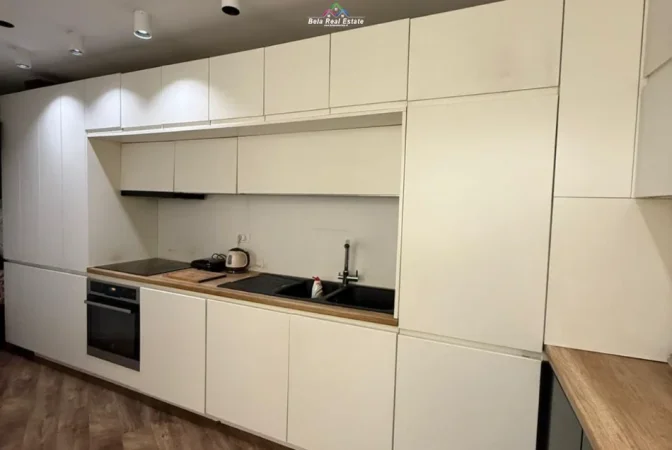 Tirane, jepet me qera apartament 2+1 Kati 2, 100 m² 800 € (Kompleksi Turdiu)