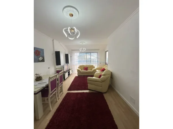 Tirane, shitet apartament 2+1 Kati 6, 137.000 € (Rruga e thesarit)