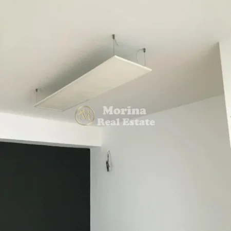 Tirane, jepet me qera apartament 1+1 Kati 1, 30 m² 250 € (Ali Demi)