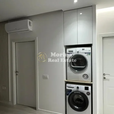 Tirane, jepet me qera apartament 1+1 Kati 7, 60 m² 600 € (5 Maji)