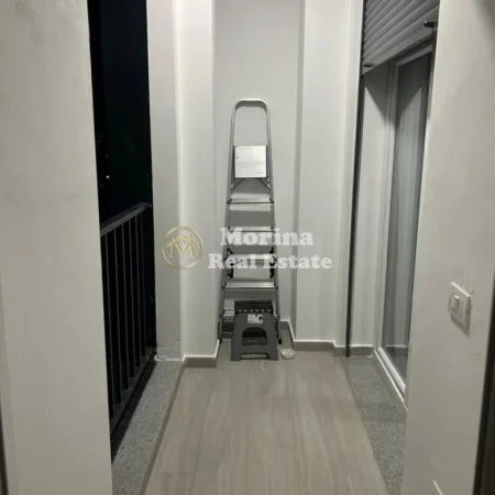 Tirane, jepet me qera apartament 1+1 Kati 7, 60 m² 600 € (5 Maji)