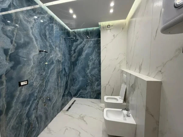 Tirane, jepet me qera apartament 2+1 Kati 2, 135 m² 1.000 € (Rruga Jordan Misja)