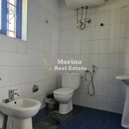 Tirane, jepet me qera shtepi 2+1 Kati 1, 80 m² 450 € (Astir)