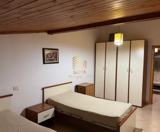 Tirane, jepet me qera apartament 1+1 Kati 3, 85 m² 350 € (Kinostudio)