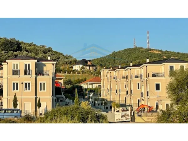 Qera, Vile 3 katshe , Residenca " Vila Lule", Mjull Bathore