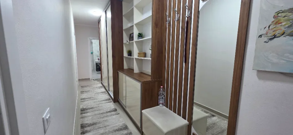 Tirane, jepet me qera apartament 2+1+Aneks+Ballkon Kati 5, 85 m² 600 € (Rotondo Ish Dogana)