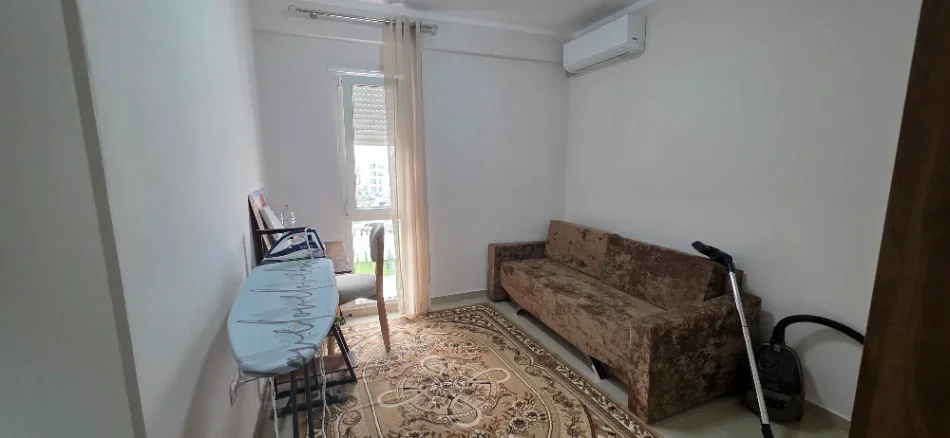 Tirane, jepet me qera apartament 2+1+Aneks+Ballkon Kati 5, 85 m² 600 € (Rotondo Ish Dogana)