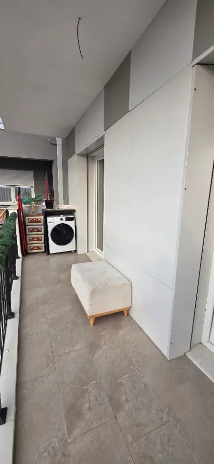 Tirane, jepet me qera apartament 2+1+Aneks+Ballkon Kati 5, 85 m² 600 € (Rotondo Ish Dogana)