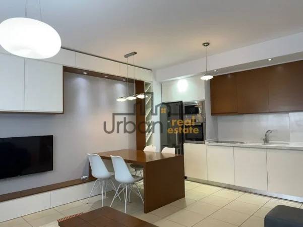 Tirane, jepet me qera apartament 1+1+Aneks+Ballkon Kati 4, 71 m² 580 € (Concord Center)