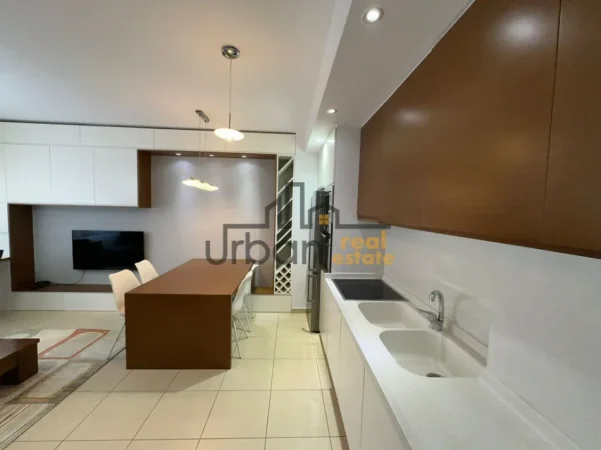 Tirane, jepet me qera apartament 1+1+Aneks+Ballkon Kati 4, 71 m² 580 € (Concord Center)