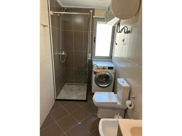 Tirane, jepet me qera apartament 1+1+Aneks+Ballkon Kati 4, 71 m² 580 € (Concord Center)