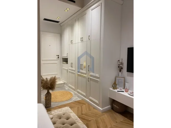 Vlore, shitet apartament 1+1 Kati 0, 112 m² 290.000 € (2 Garzoniere per shitje ne Vlore Buze Detit)