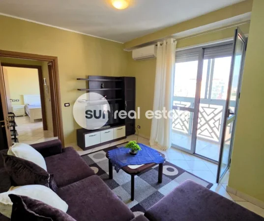 Shkoder, shitet apartament 1+1+Ballkon Kati 5, 55 m² (TEK KISHA E MADHE)