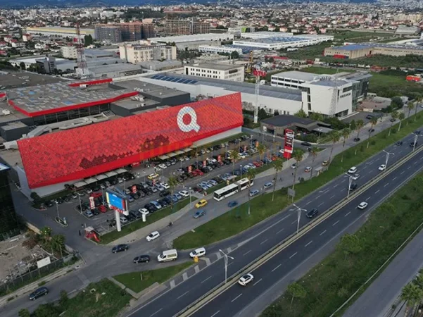 Tirane, jepet me qera ambjent biznesi Kati 0, 475 m² 7.000 € (Perballe Qtu)