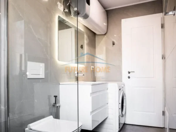 Tirane, jepet me qera apartament Kati 4, 59 m² 650 € (Rruga Fortuzi)