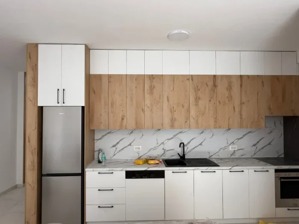 Tirane, jepet me qera apartament 2+1 , 105 m² 70.000 € (rruga Siri Kodra)