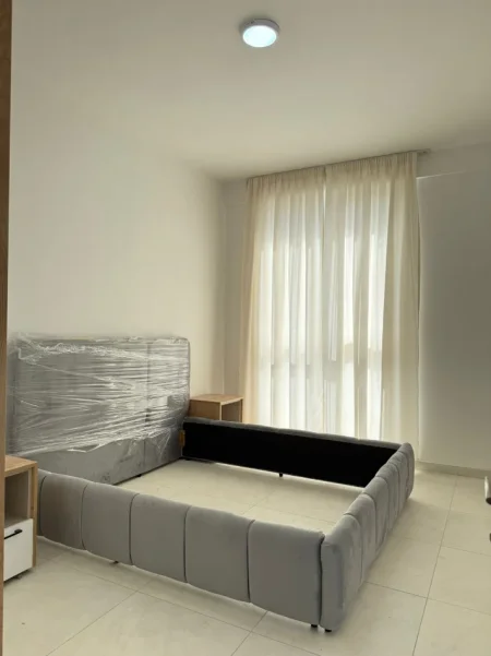 Tirane, jepet me qera apartament 2+1 , 105 m² 70.000 € (rruga Siri Kodra)