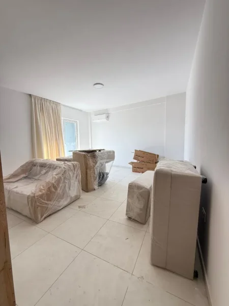 Tirane, jepet me qera apartament 2+1 , 105 m² 70.000 € (rruga Siri Kodra)